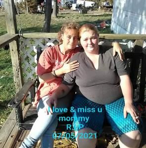 Meet your Posher, Courtney